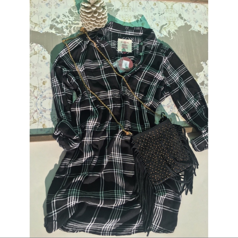 Navy Plaid shirt dress - Picture 4 of 6